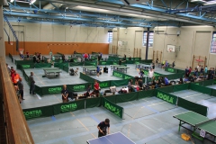 ... und das war die Halle ... 15 Tische, an denen gespielt wurde